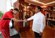 Presiden Berikan Hadiah Mewah