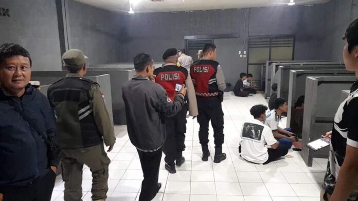 Sosialisasi jam malam pelajar di Kota Banjar