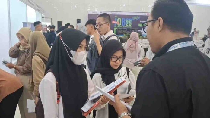 Job Fair Tasikmalaya Diserbu Ribuan Pelamar, Angka Pengangguran Masih 25 Ribu Orang