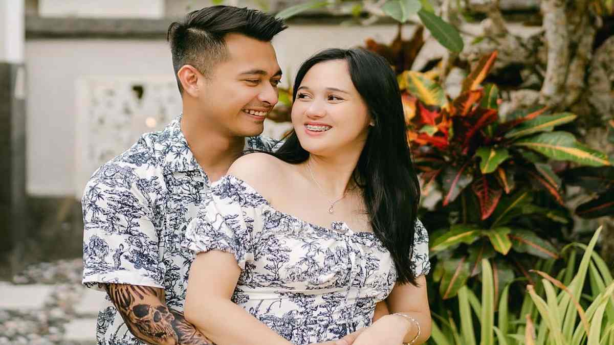 Eza Gionino Tiba-tiba Diberi Gugatan Cerai Oleh Istrinya