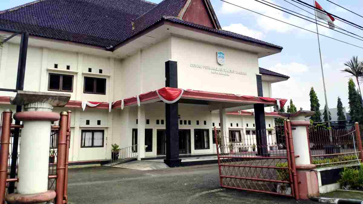 Pasca Aksi Penghancuran, Keamanan Gedung DPRD Kota Banjar Dijaga Oleh Anggota TNI