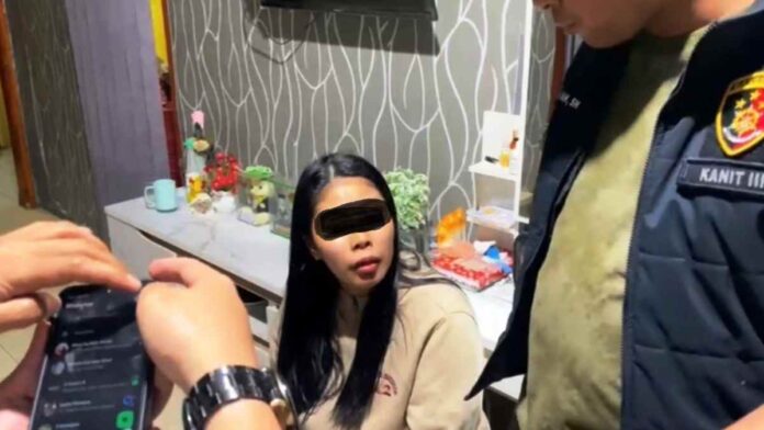 Perempuan asal Tasik Tipu Sejumlah Pria Kaya di Garut dengan Modus Foto Wanita Sexy, Kerugian Ratusan Juta